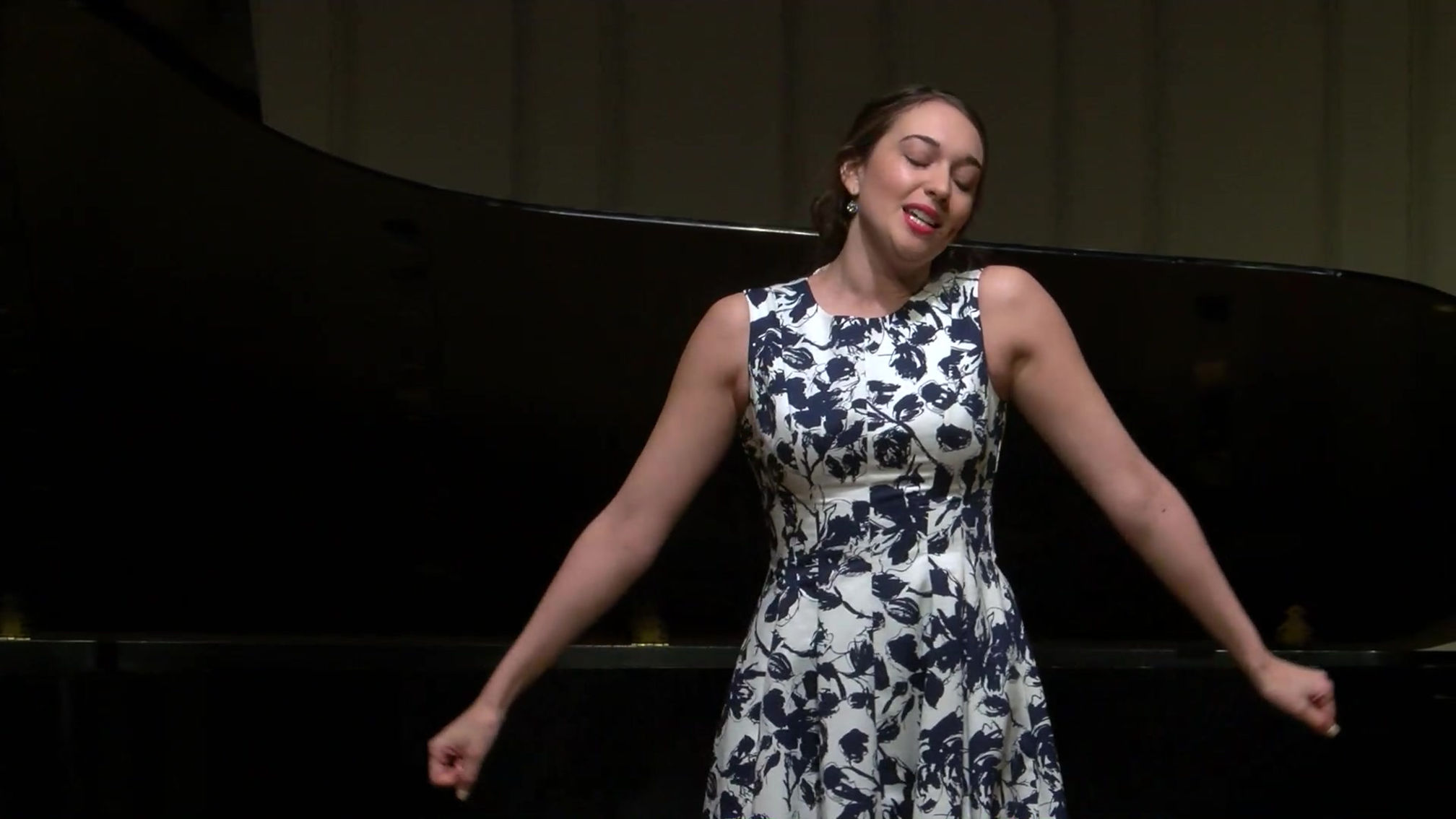 "Je suis encore...tout étourdie" -Manon (Massenet)